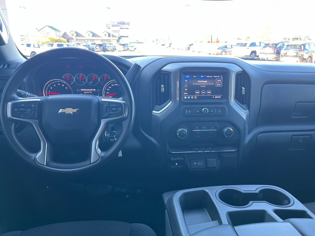 Used 2021 Chevrolet Silverado 2500 Custom w/ Custom Value Package image 14