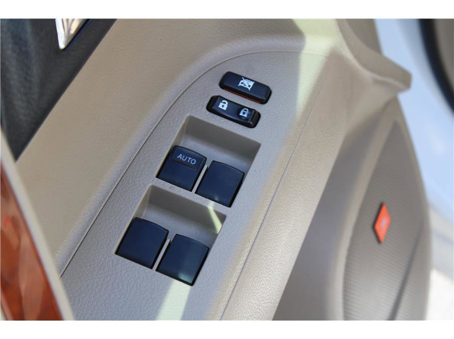 Used 2013 Toyota Highlander Limited image 13