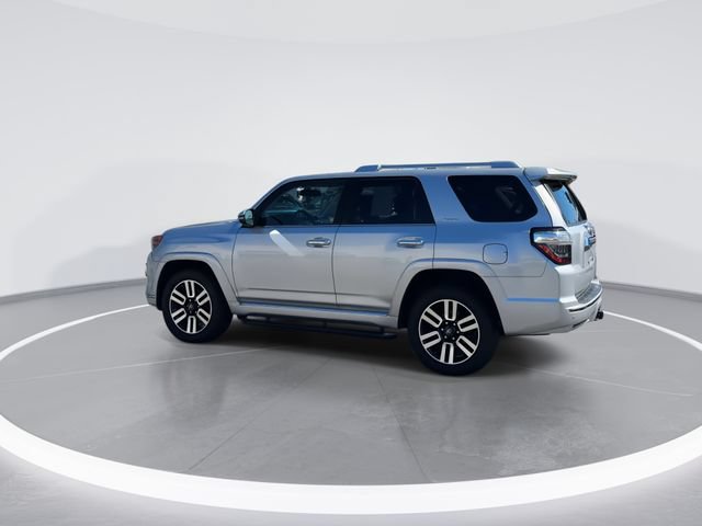 Used 2018 Toyota 4Runner Limited AWD/4WD image 5