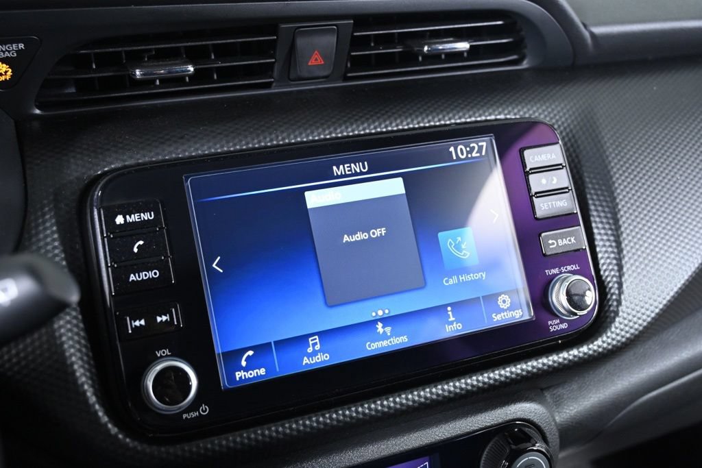 Certified 2022 Nissan Kicks SV FWD image 14