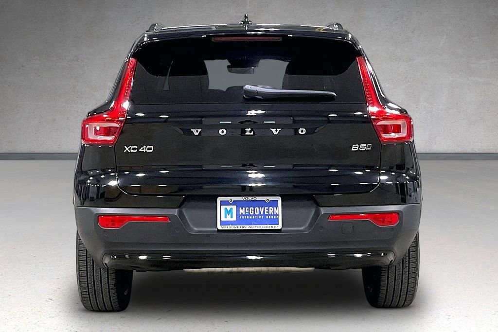 Certified 2023 Volvo XC40 B5 Plus w/ Protection Package Premier AWD/4WD image 5