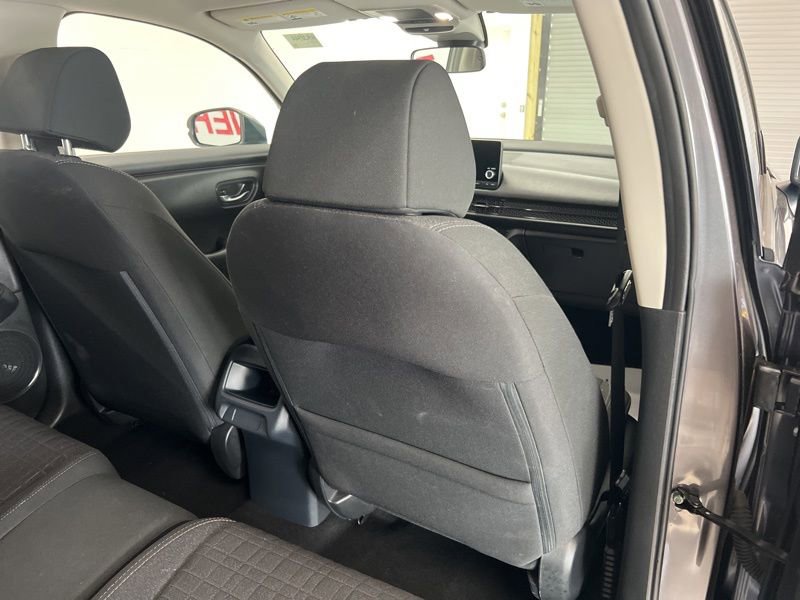 Used 2024 Honda HR-V LX image 11