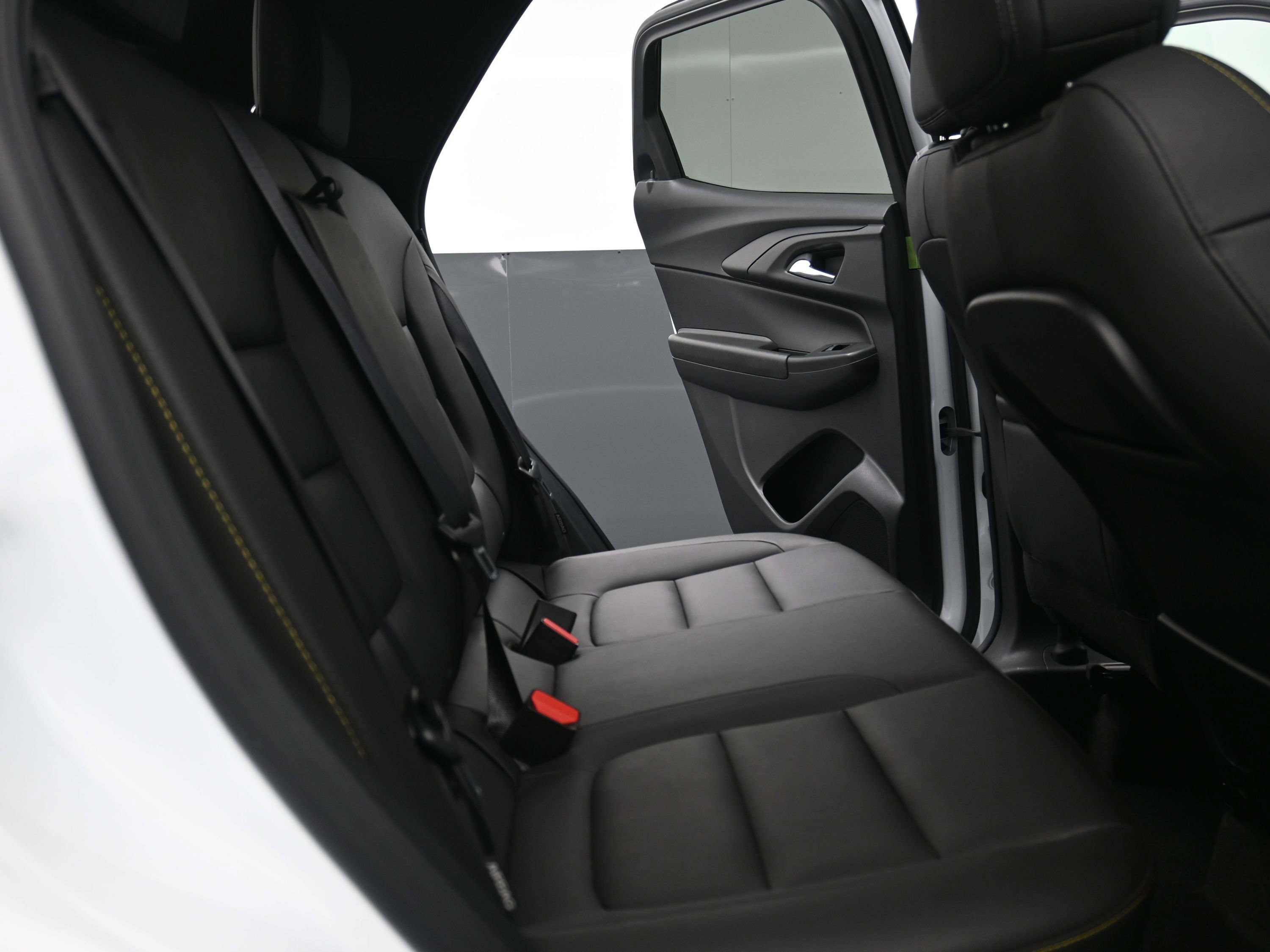 Used 2024 Chevrolet TrailBlazer ACTIV image 23