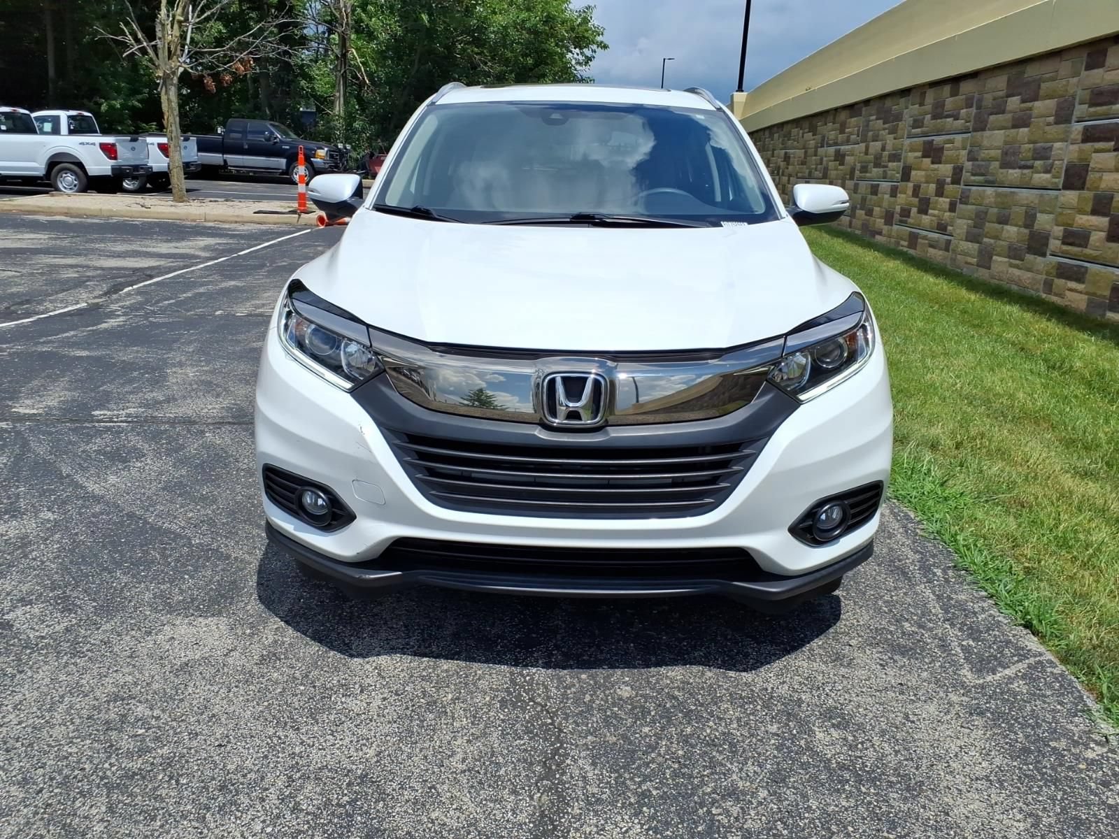 Used 2022 Honda HR-V EX image 3