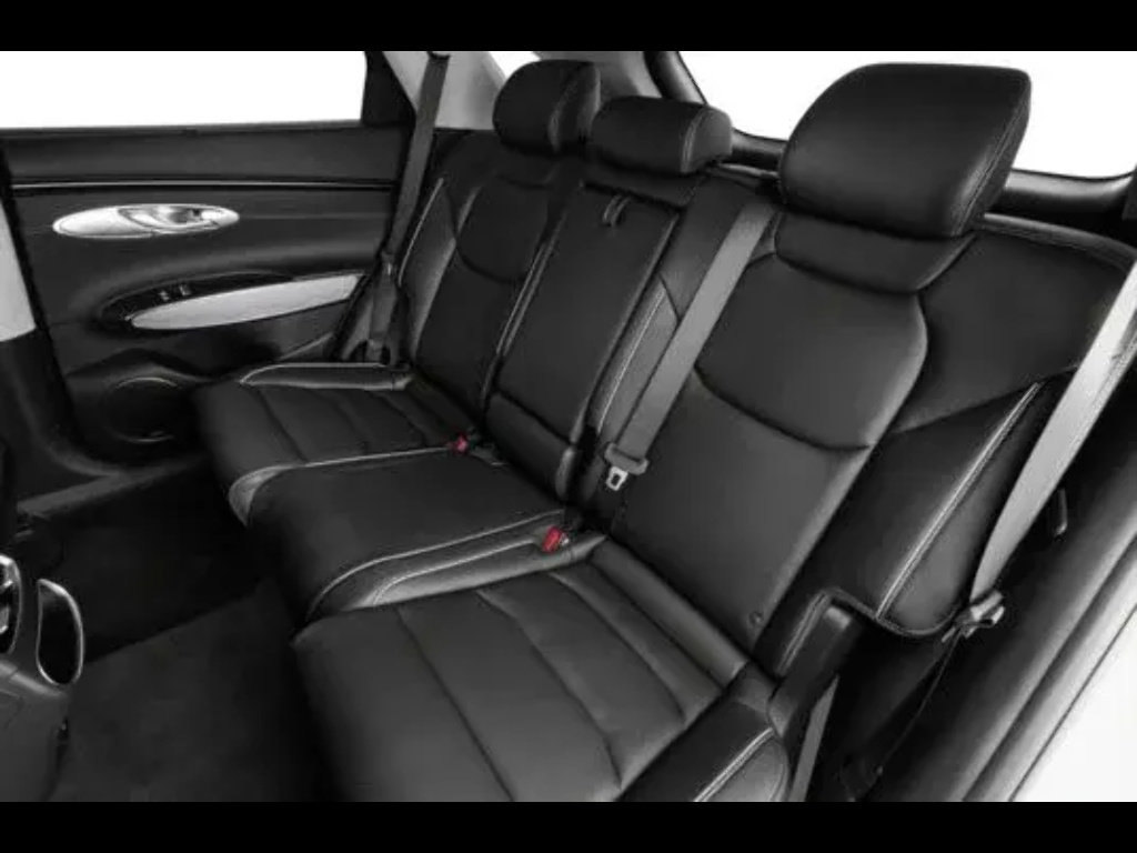 Used 2025 Genesis GV70 2.5T image 6