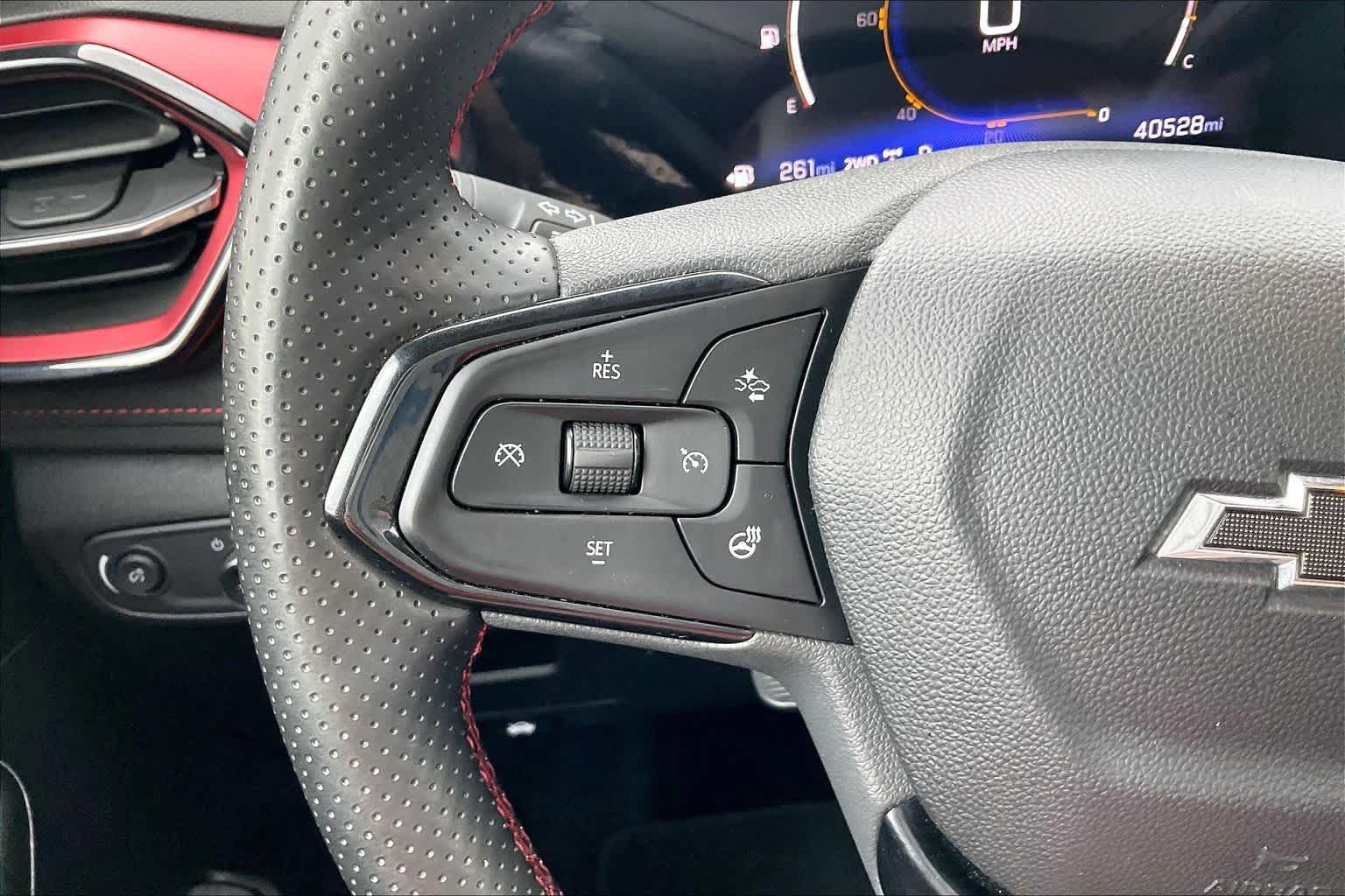 Used 2025 Chevrolet TrailBlazer RS w/ Convenience Package AWD/4WD image 24