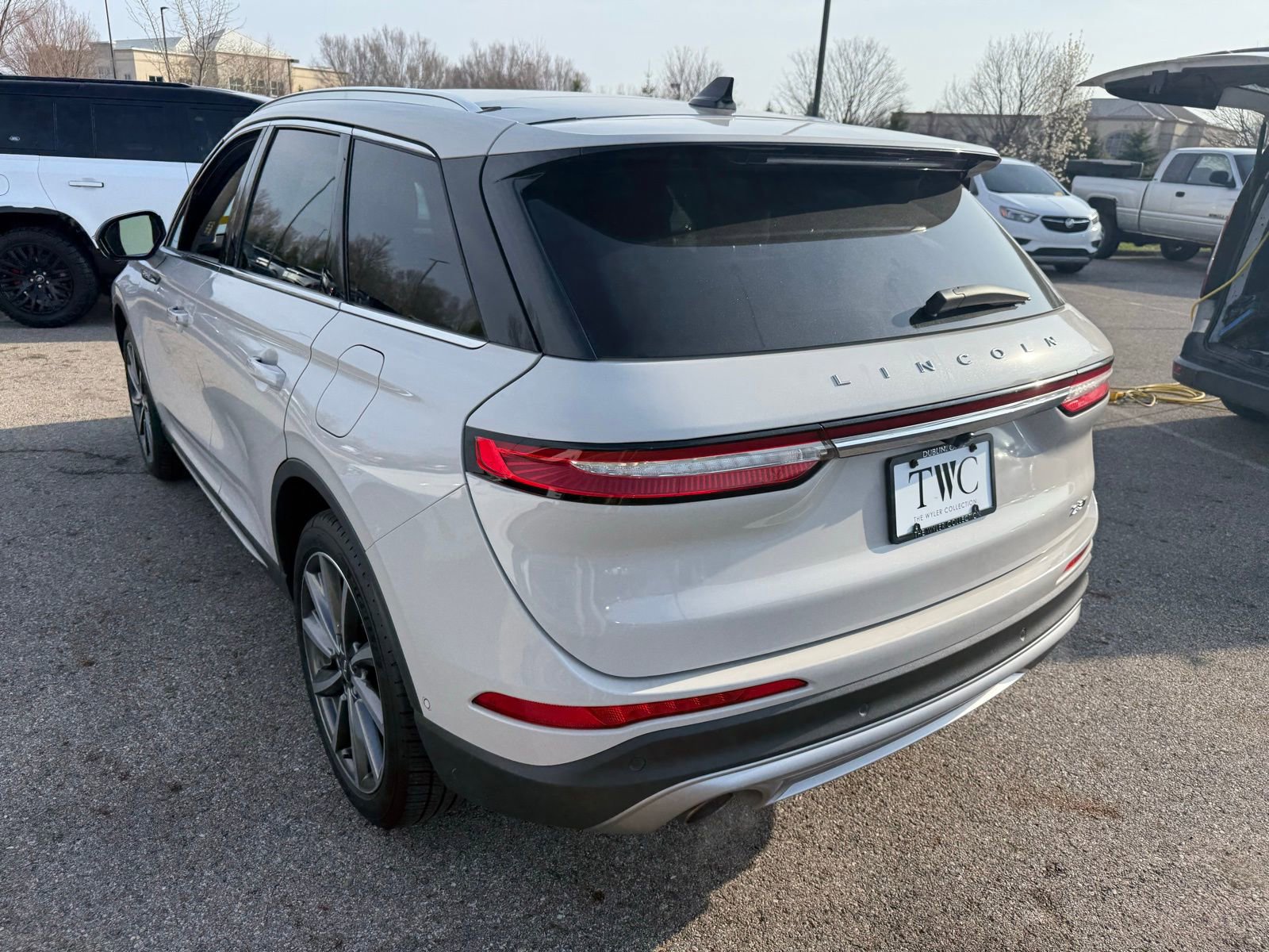 Used 2020 Lincoln Corsair Reserve w/ Equipment Group 201A image 7