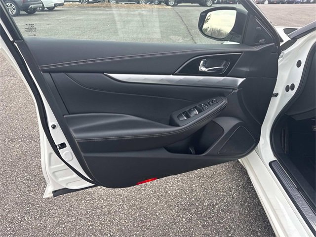 Used 2023 Nissan Maxima SL image 25