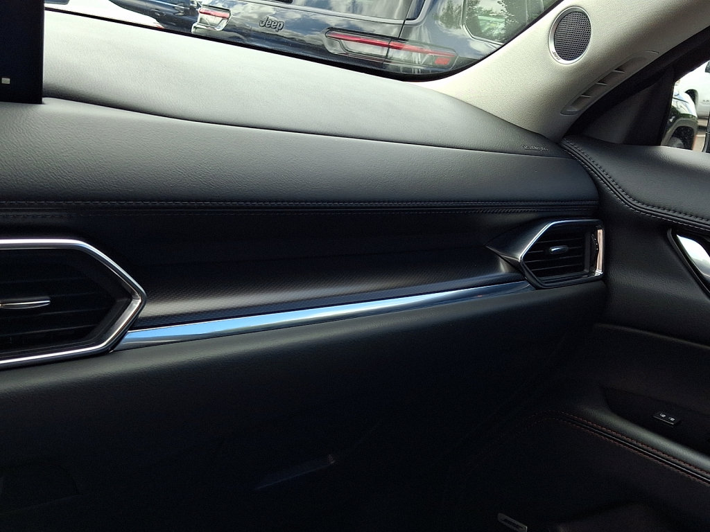 Used 2025 MAZDA CX-5 Carbon Edition AWD/4WD image 31