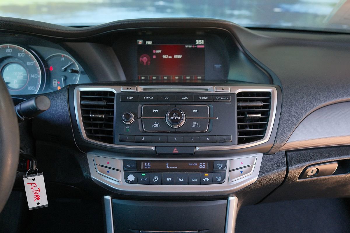 Used 2013 Honda Accord LX-S image 21