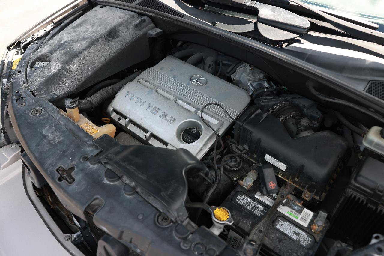 Used 2005 Lexus RX 330 w/ Premium Plus Pkg FWD image 45