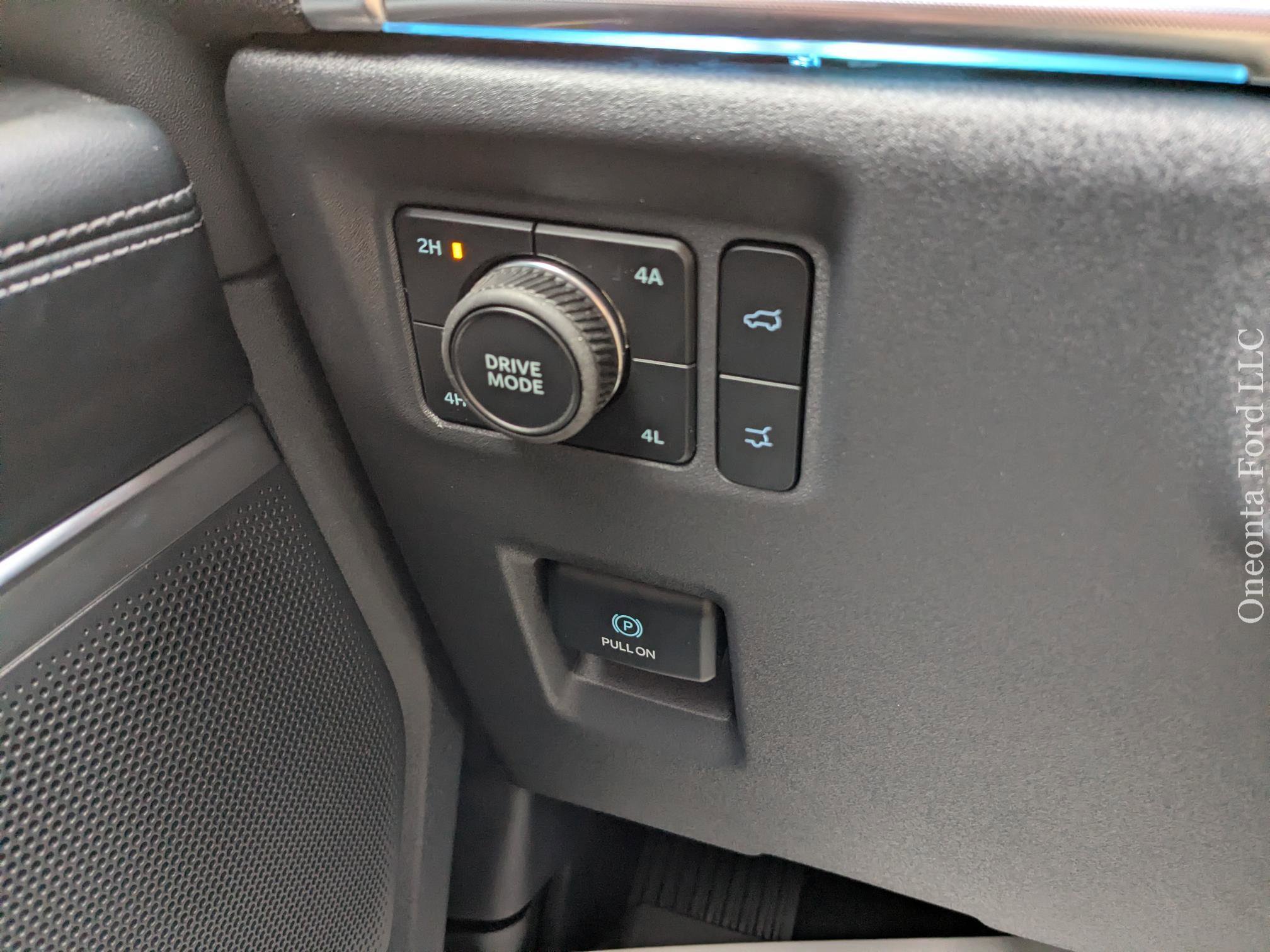 New 2025 Ford Expedition Platinum image 34