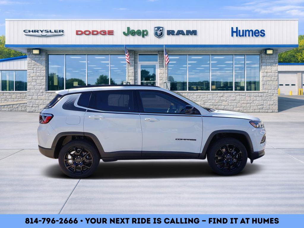 New 2026 Jeep Compass Latitude AWD/4WD image 2