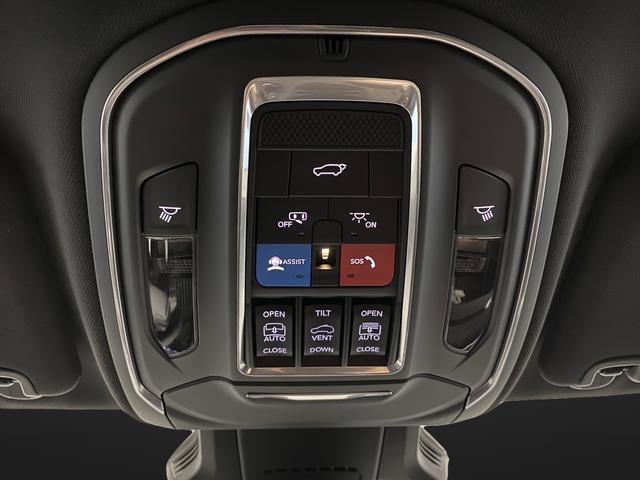 New 2026 Jeep Cherokee Overland w/ Trailer Tow Group AWD/4WD image 27