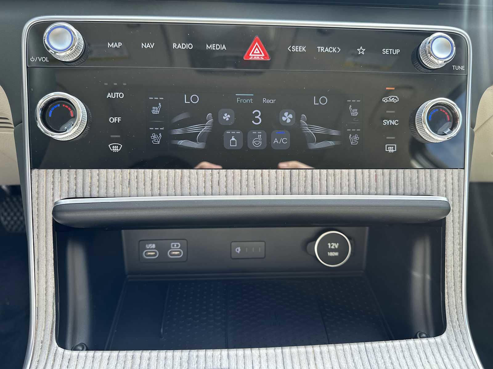 New 2026 Genesis GV80 2.5T Advanced image 22