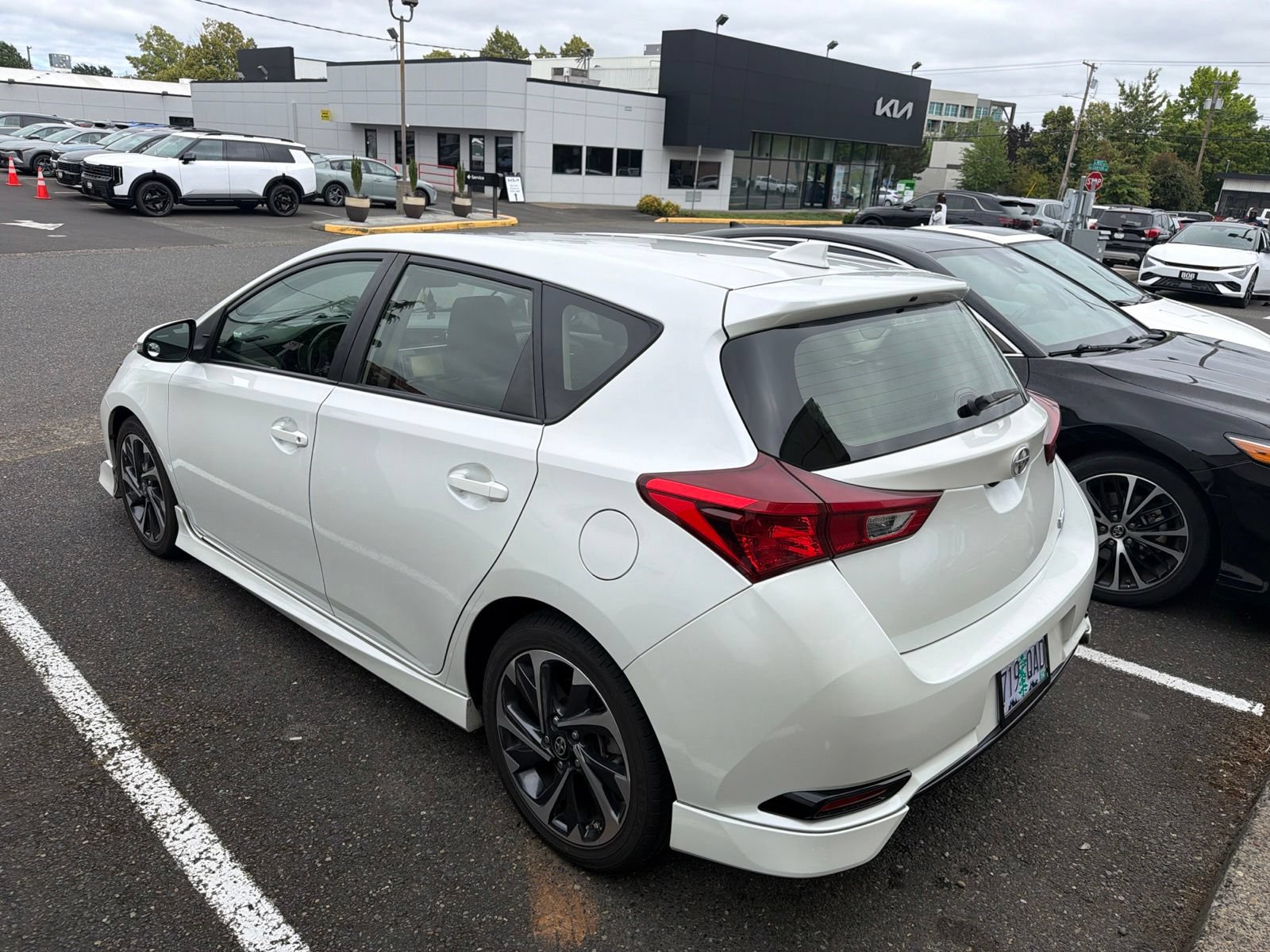 Used 2016 Scion iM FWD image 6