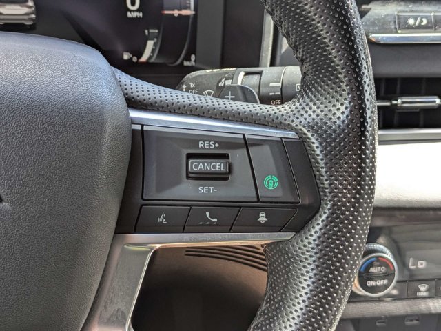 Used 2024 Mitsubishi Outlander FWD image 29