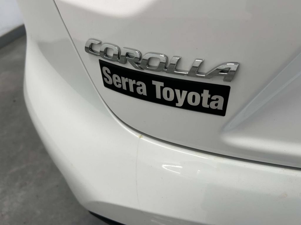 Certified 2025 Toyota Corolla LE FWD image 11