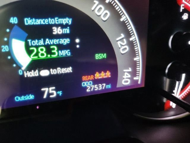 Used 2024 Toyota RAV4 XLE Premium image 31