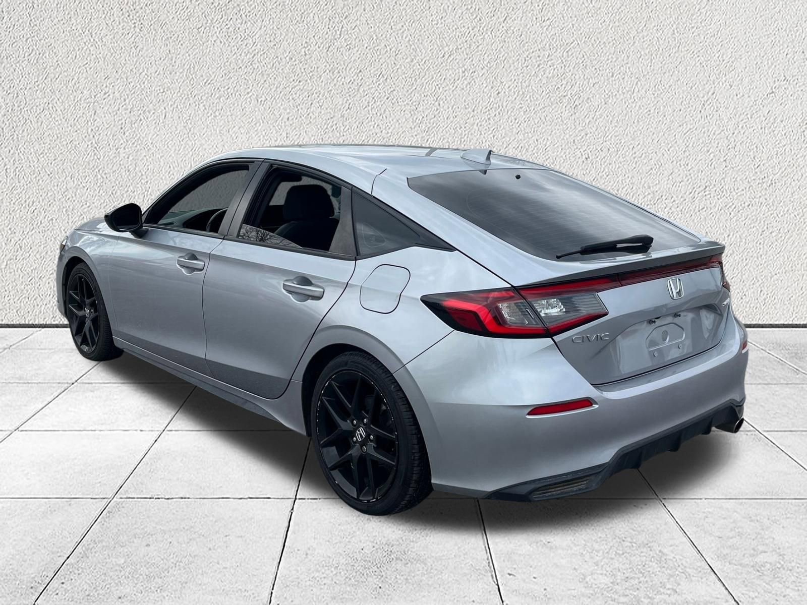 Used 2022 Honda Civic Sport image 6