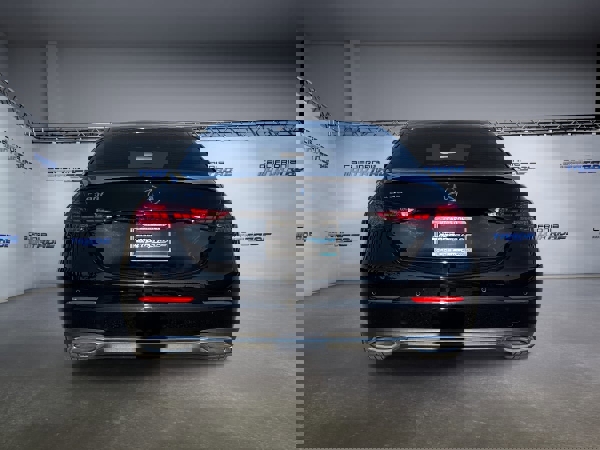 Used 2024 Mercedes-Benz C 300 Sedan image 6