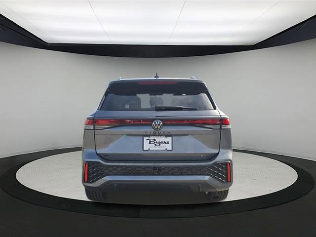 New 2026 Volkswagen Tiguan SE R-Line image 6
