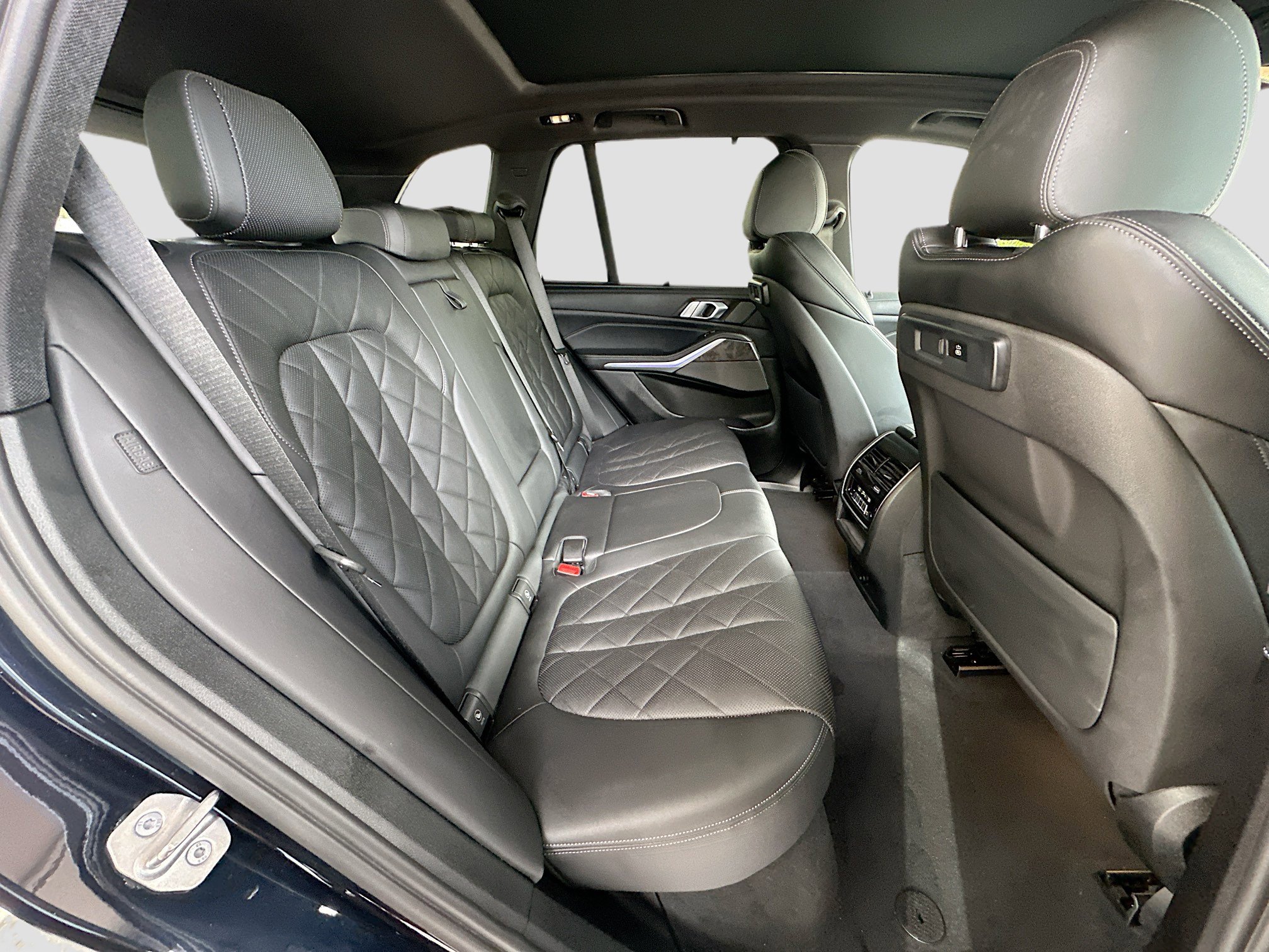 Certified 2023 BMW X5 sDrive40i w/ Executive Package RWD image 29