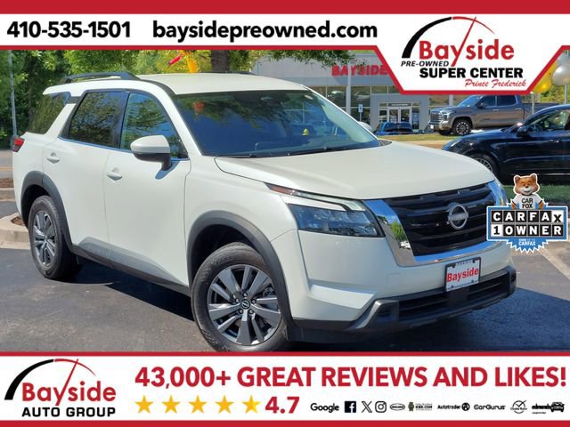 Used 2024 Nissan Pathfinder SV