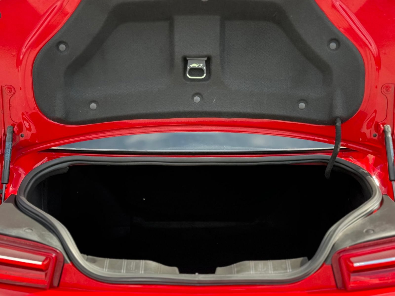 Used 2017 Chevrolet Camaro LT RWD image 46