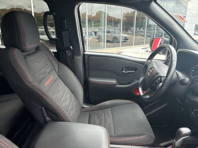 Used 2024 Nissan Frontier PRO-4X w/ Off-Road Protection Package AWD/4WD image 10