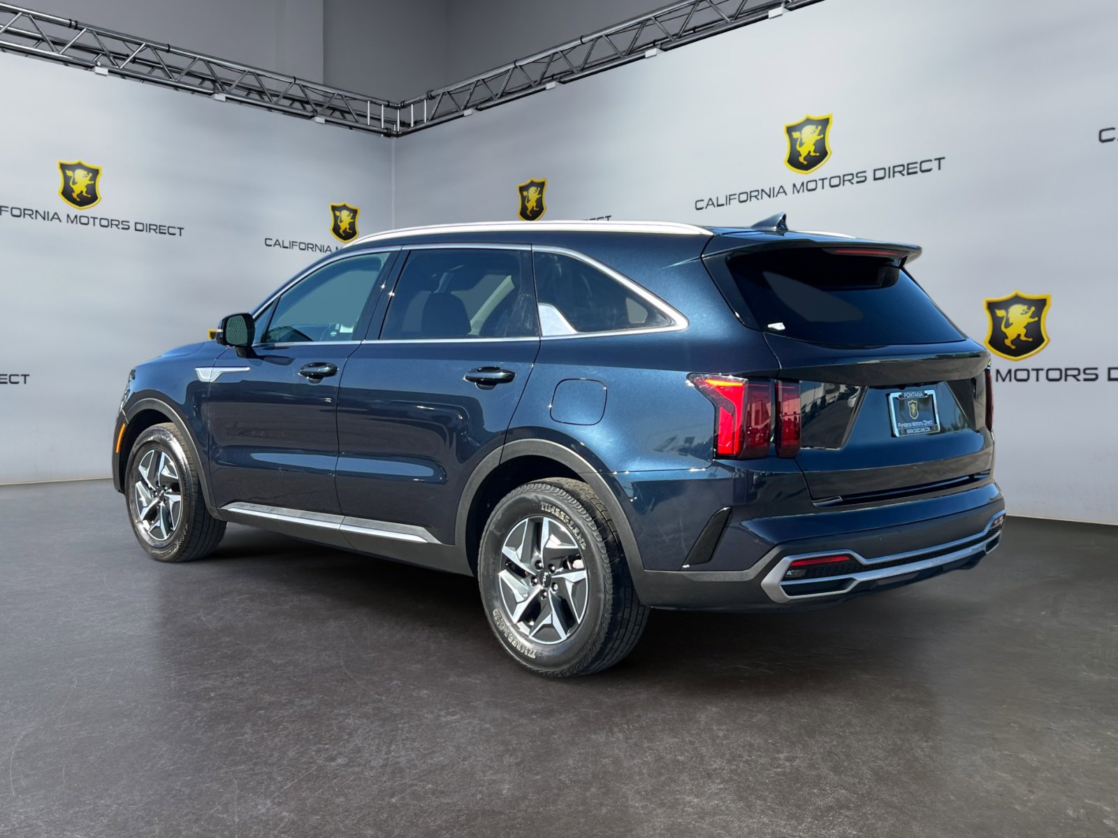 Used 2024 Kia Sorento EX image 3