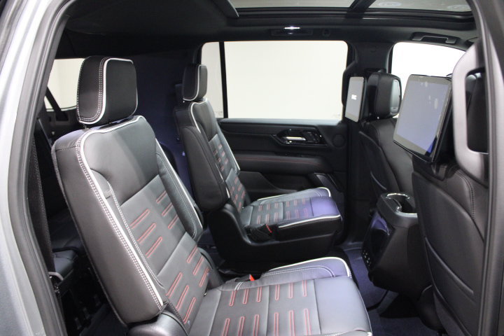 New 2026 GMC Yukon XL AT4 Ultimate AWD/4WD image 31