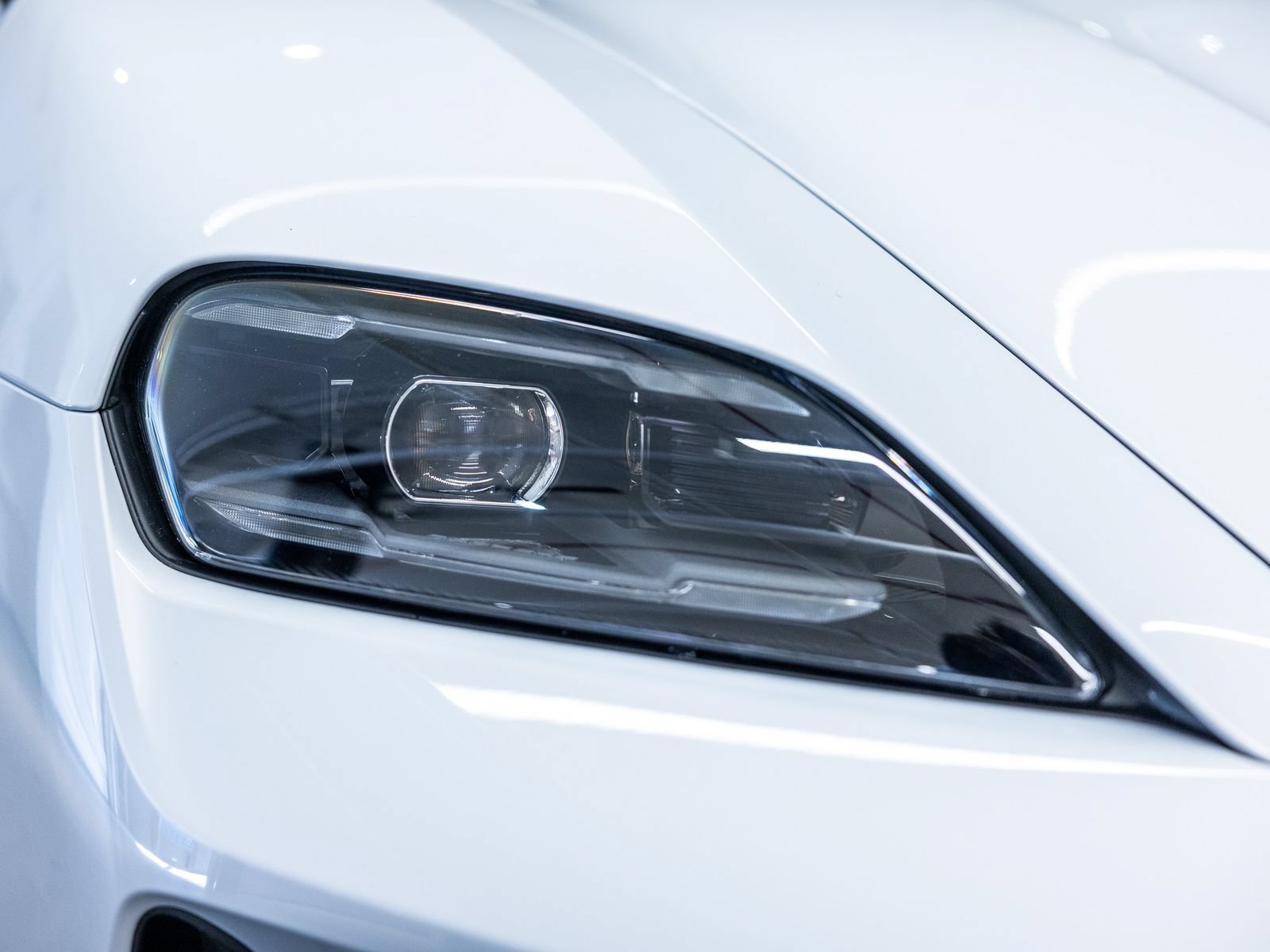 New 2026 Porsche Taycan RWD image 13