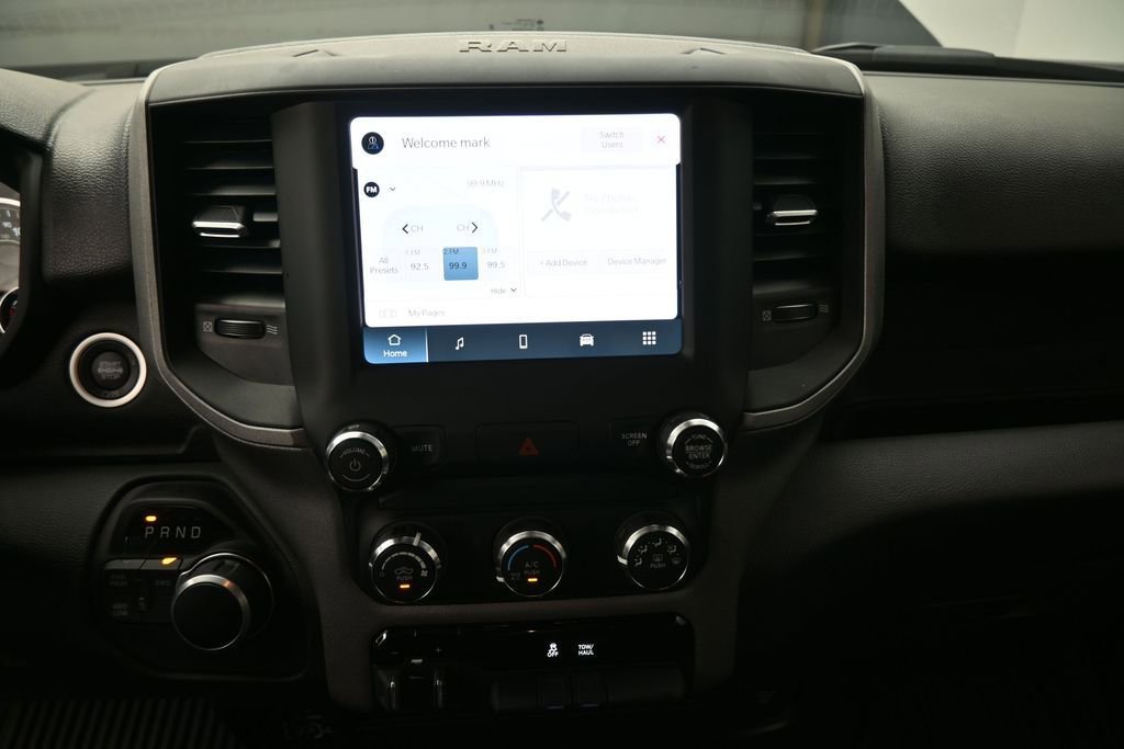 Used 2024 RAM 2500 Tradesman w/ Chrome Appearance Group AWD/4WD image 4