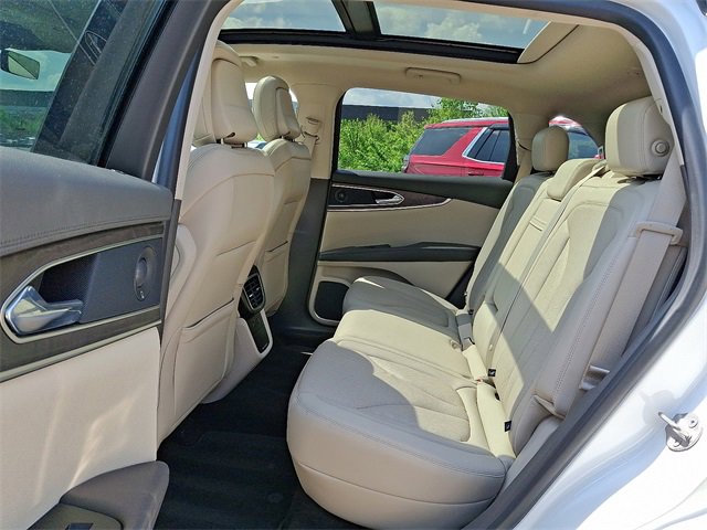 Used 2020 Lincoln Nautilus Reserve w/ Cargo Utility Package AWD/4WD image 10