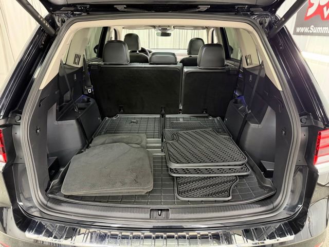 Used 2024 Volkswagen Atlas SEL Premium R-Line image 9