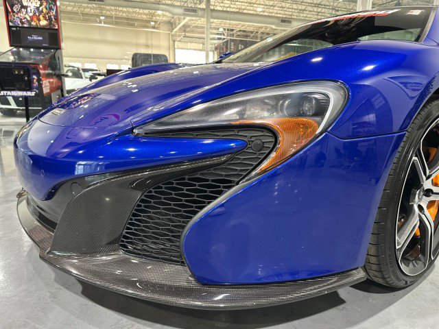 Used 2015 McLaren 650S Spider RWD image 23