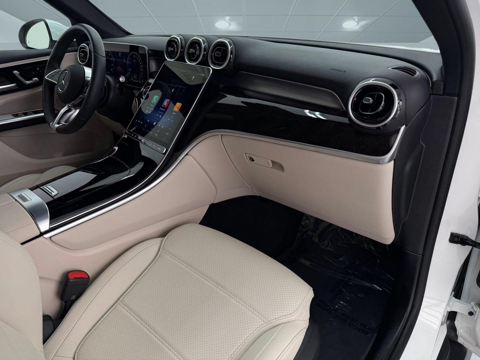 Certified 2025 Mercedes-Benz GLC 350e 4MATIC image 26