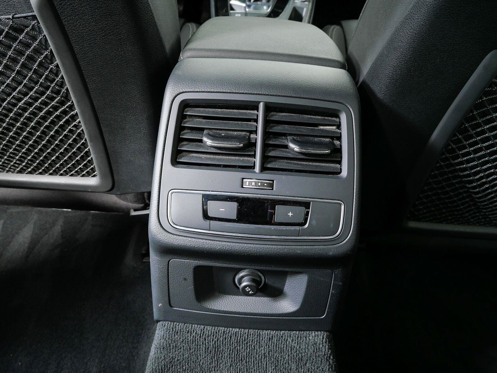Used 2021 Audi A4 2.0T Premium w/ Convenience Package AWD/4WD image 18