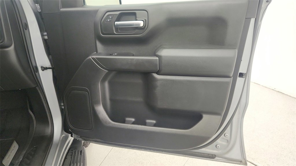 Used 2024 Chevrolet Silverado 1500 Custom Trail Boss w/ LPO, Dark Essentials Package image 33