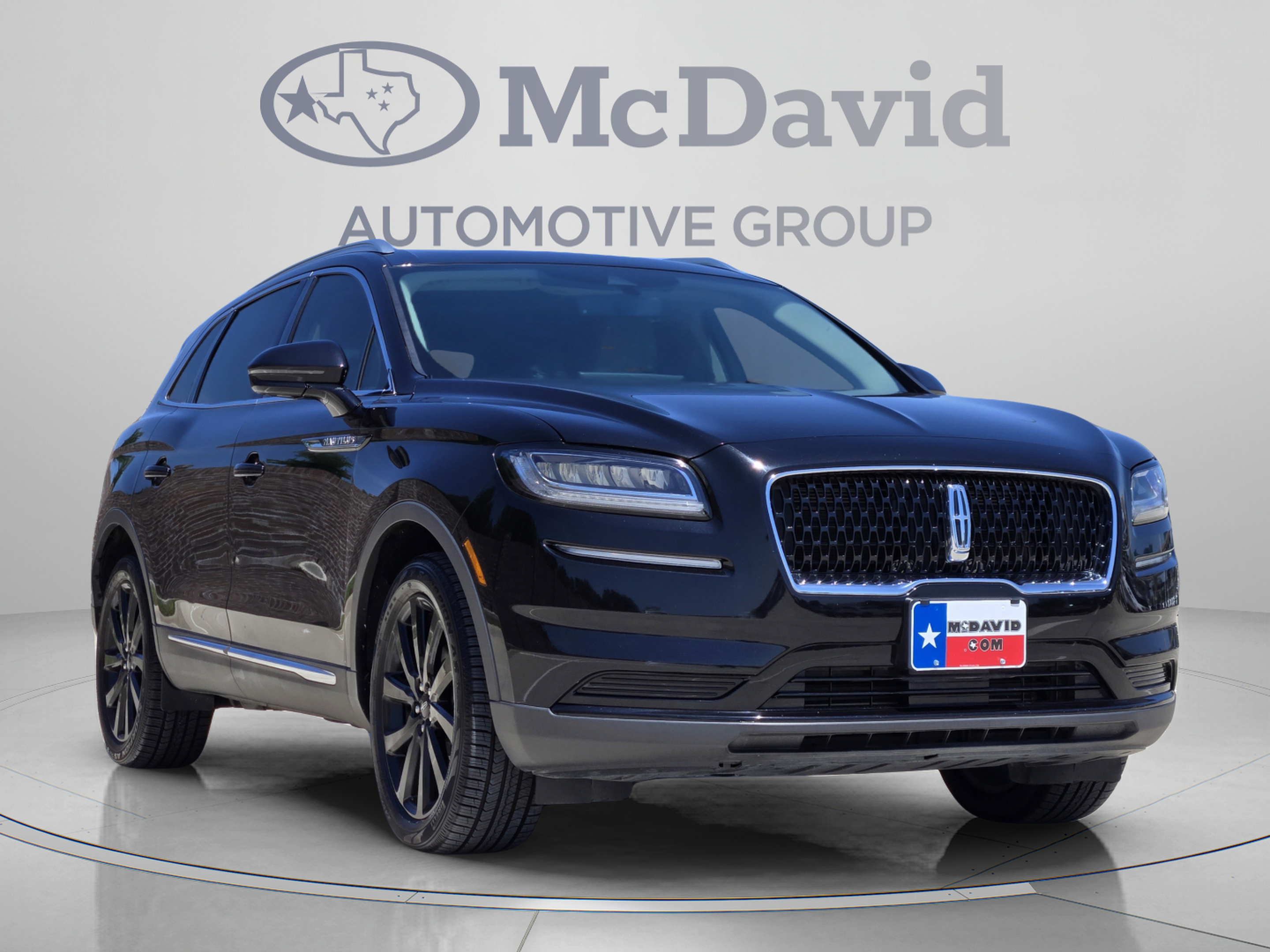 Used 2022 Lincoln Nautilus Reserve w/ Monochromatic Package AWD/4WD image 7