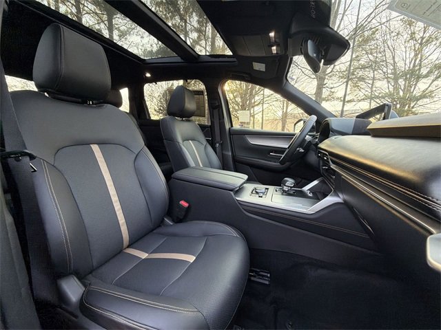 Certified 2025 MAZDA CX-70 3.3 Turbo w/ Premium Plus Pkg image 27