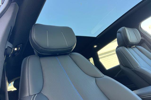 New 2026 Cadillac Lyriq Sport w/ LPO, Floor Liner Package AWD/4WD image 19