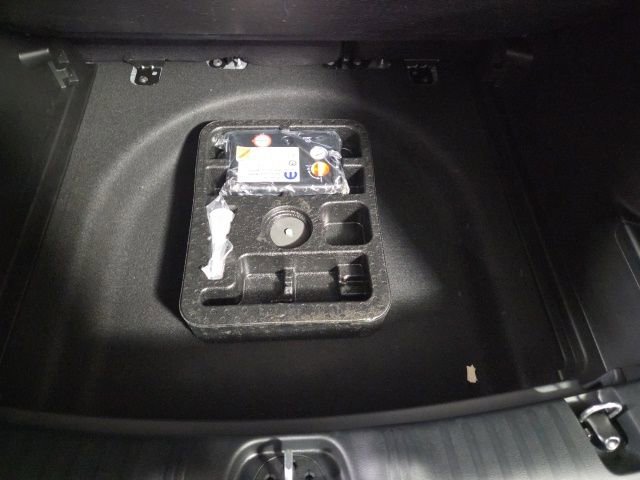 New 2026 Jeep Compass Latitude image 10