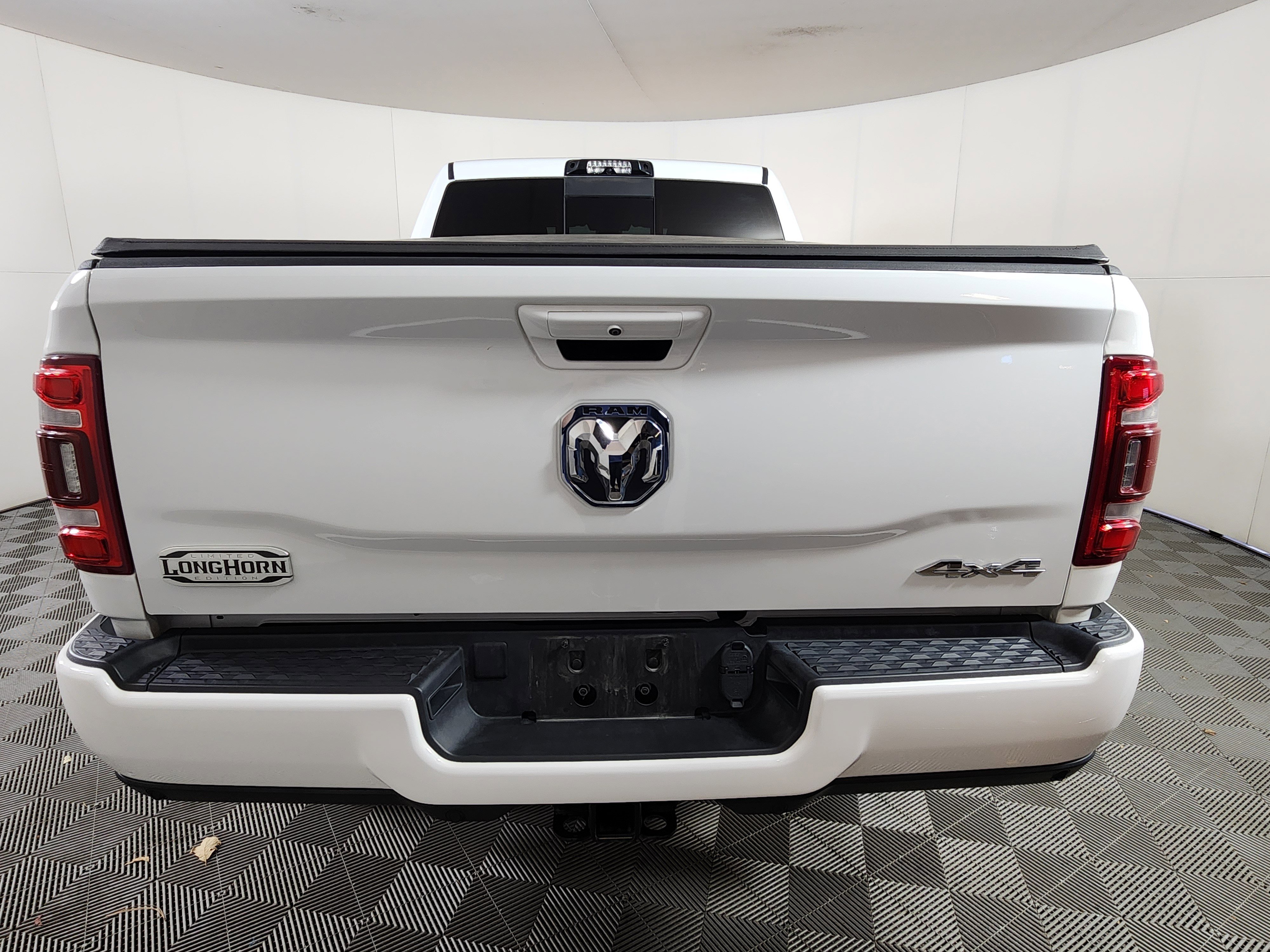 Used 2024 RAM 2500 Limited image 6