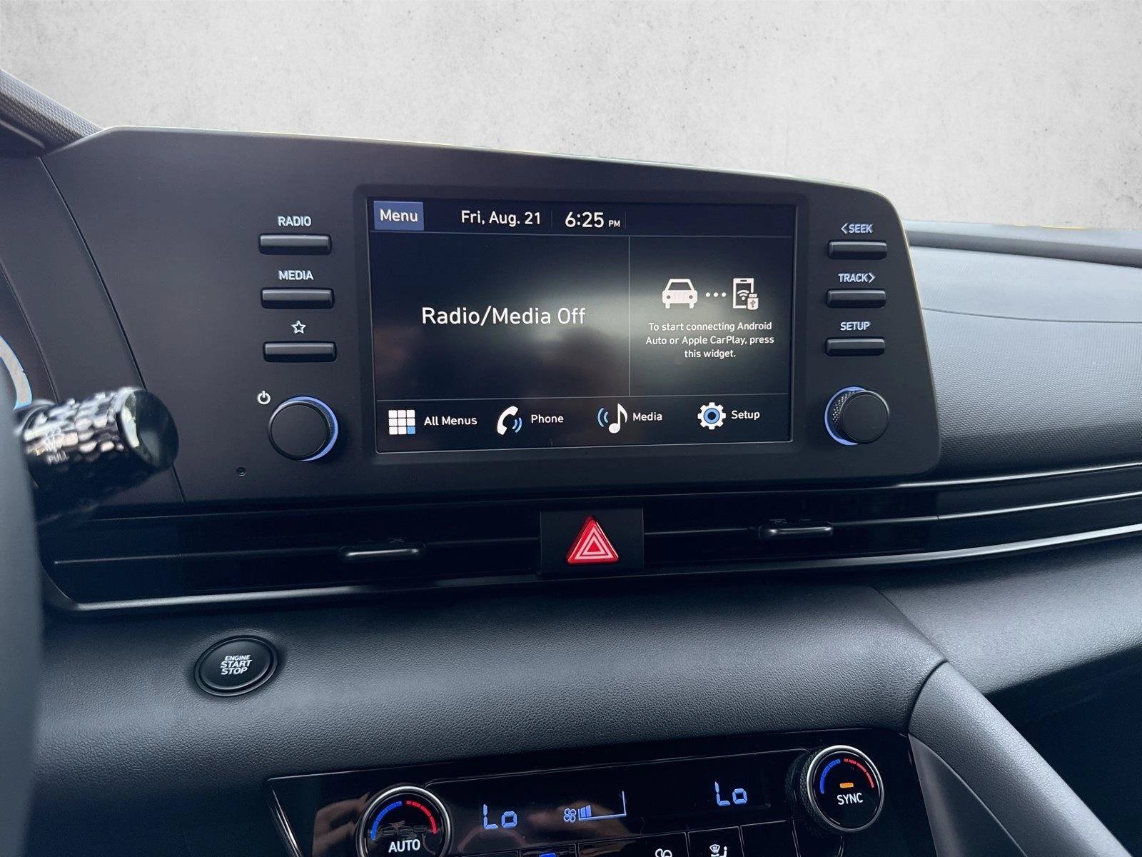 New 2026 Hyundai Elantra SEL Sport FWD image 10