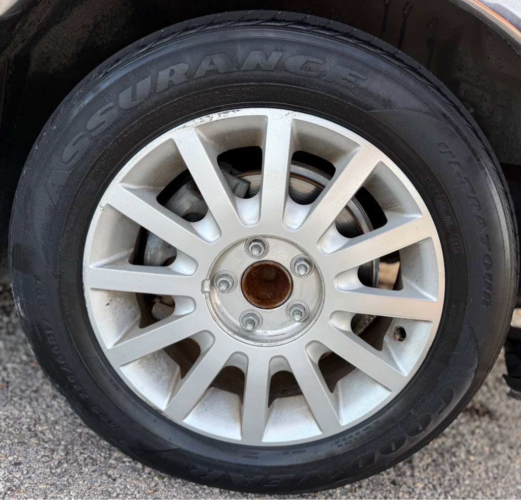 Used 2007 Lincoln Town Car Signature RWD image 23
