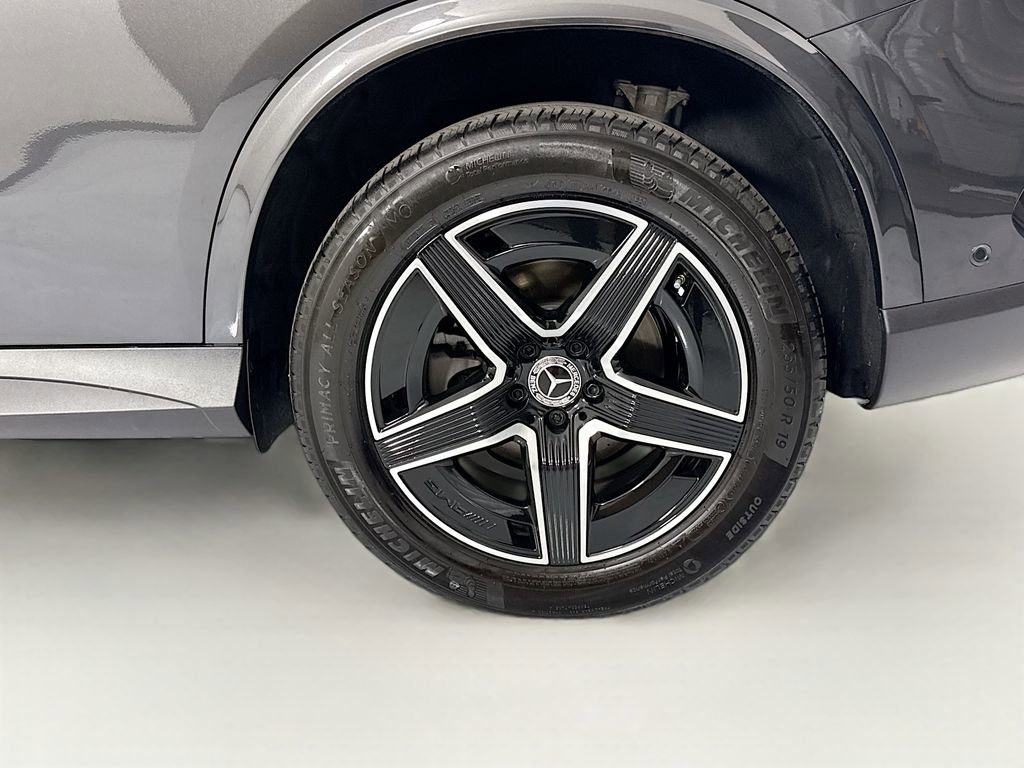 Certified 2025 Mercedes-Benz GLC 300 image 32