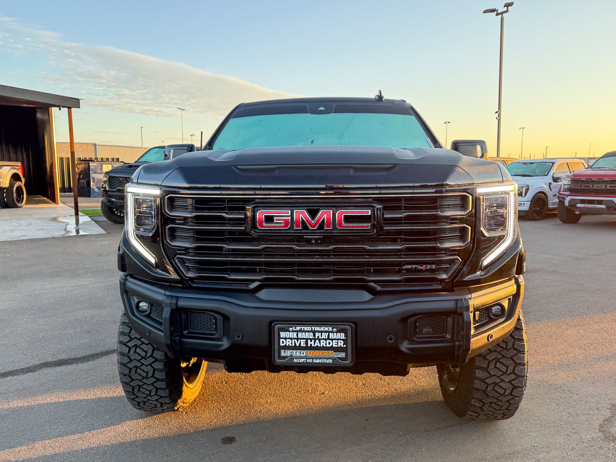 Used 2024 GMC Sierra 1500 AT4X image 2