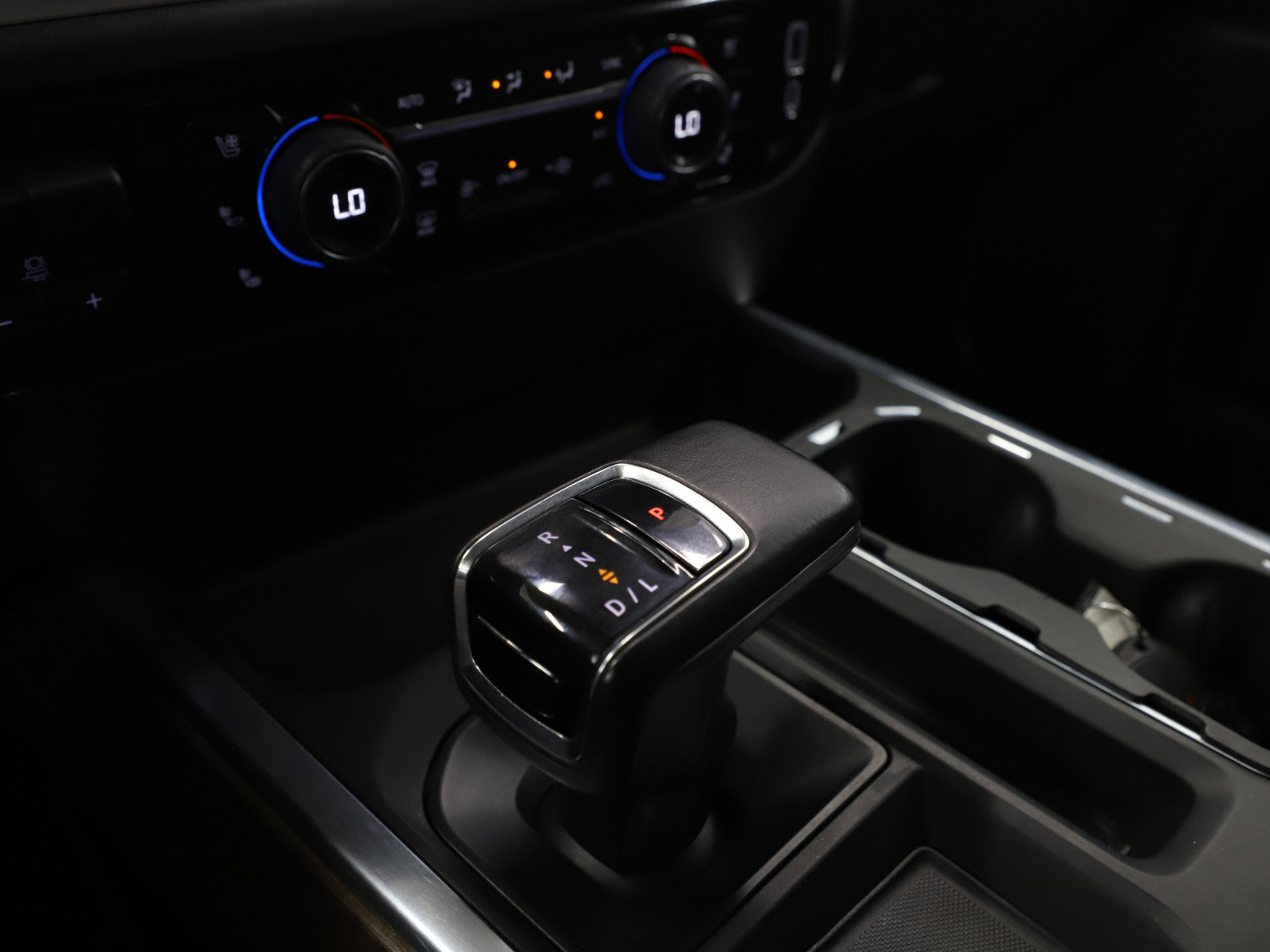 Used 2022 Chevrolet Silverado 1500 High Country w/ High Country Premium Package image 25